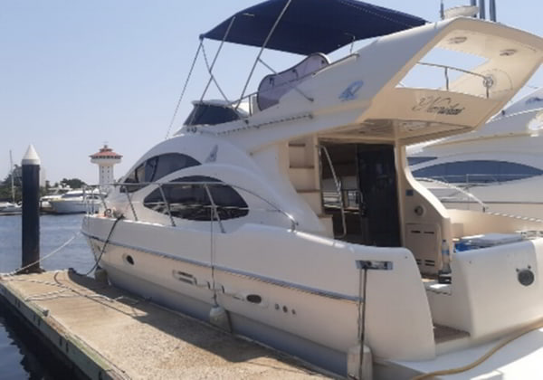 Yate de Lujo Azimut 45 Ft